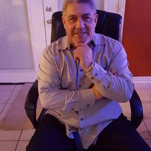 Meet your Posher, Sal